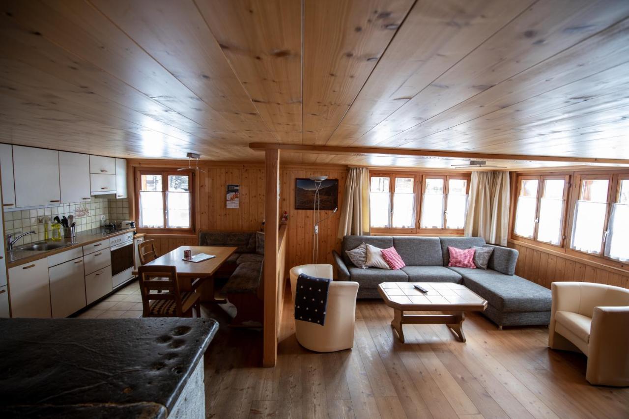 Alpensonne Apartment Reckingen Bagian luar foto