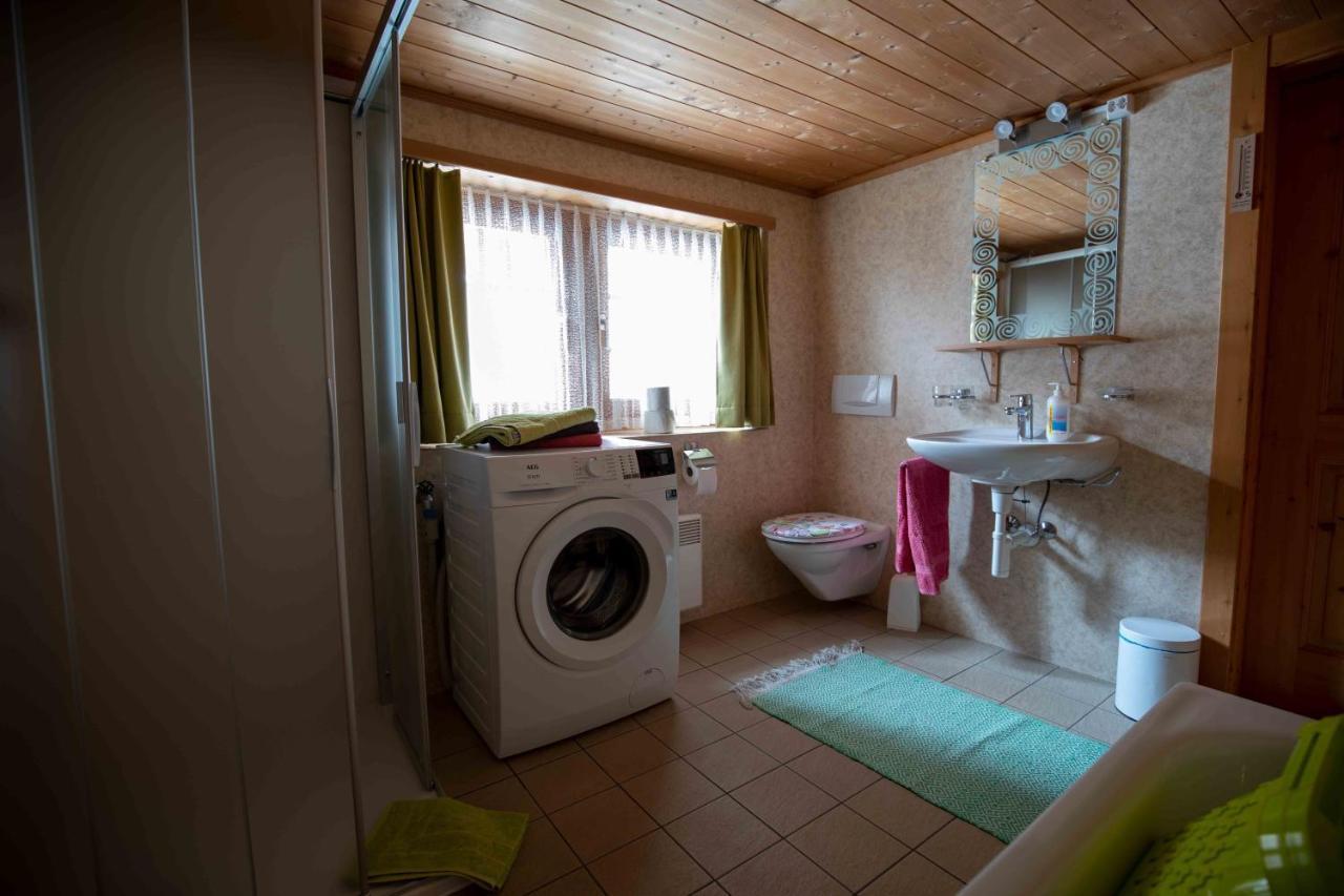 Alpensonne Apartment Reckingen Bagian luar foto